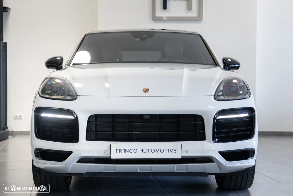 Porsche Cayenne Coupé E-Hybrid — photo 2