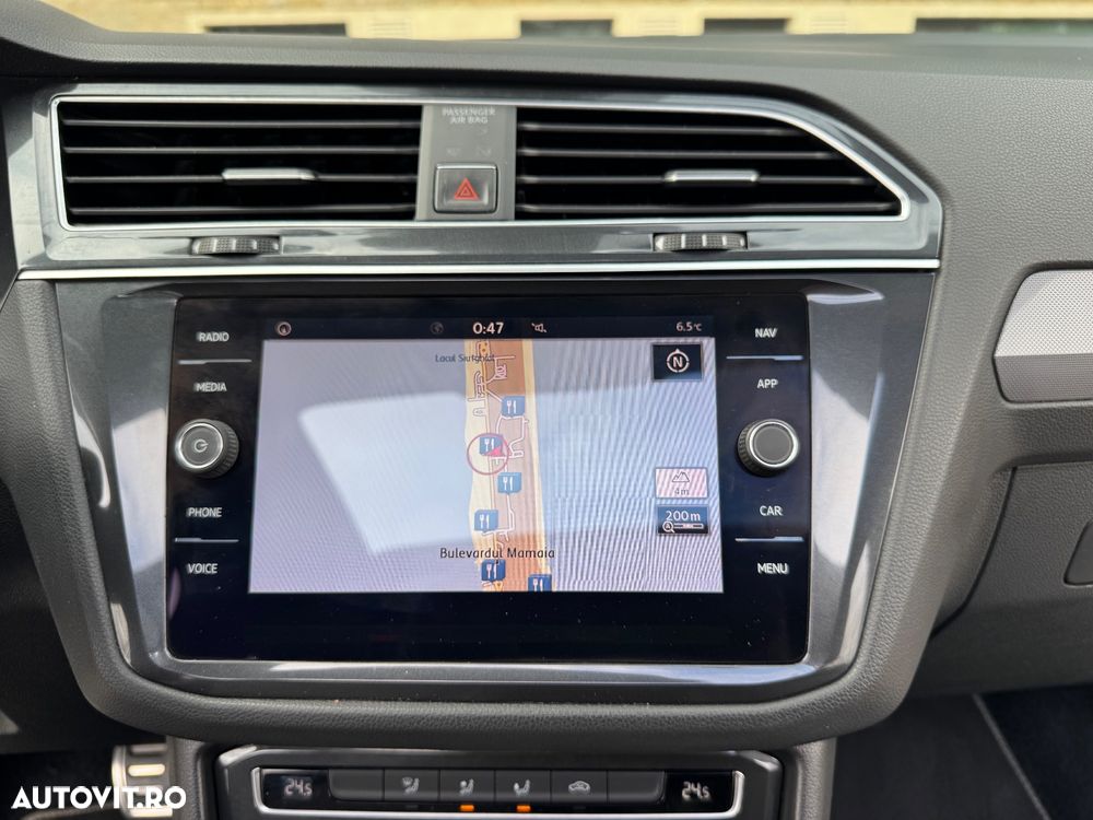 Volkswagen Tiguan 2.0 TDI SCR DSG R-Line - 29