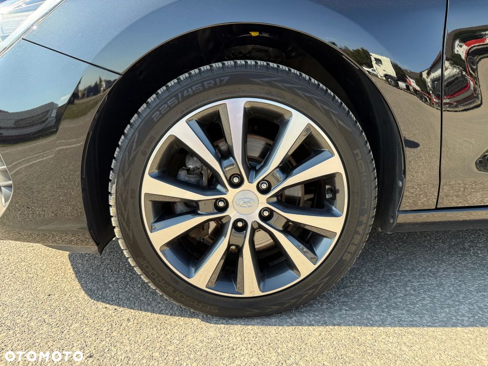 Hyundai i30 1.6 CRDI DCT Intro - 30