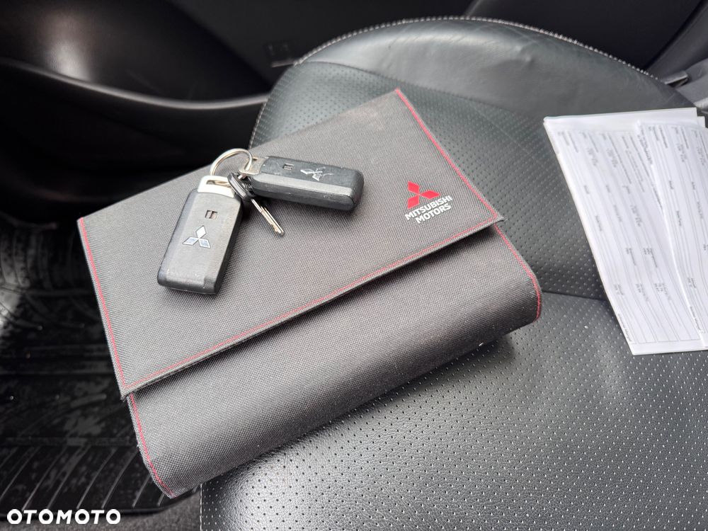 Mitsubishi L200 Pick Up 4x4 S&S Autm Double Cab Top - 40