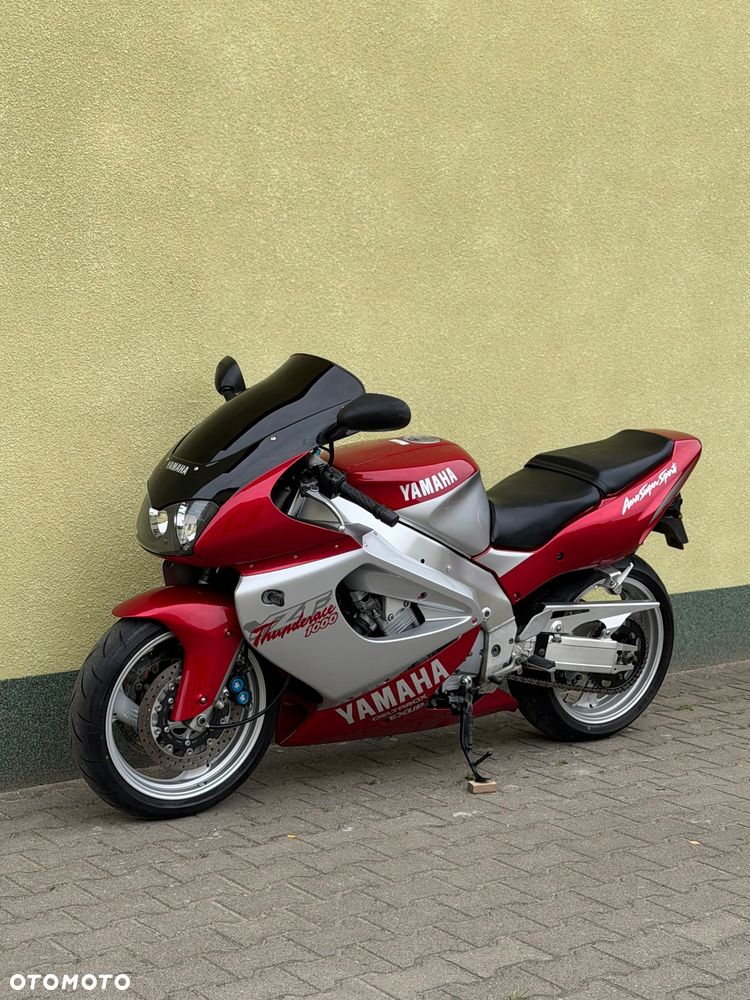 Yamaha Thunderace - 27