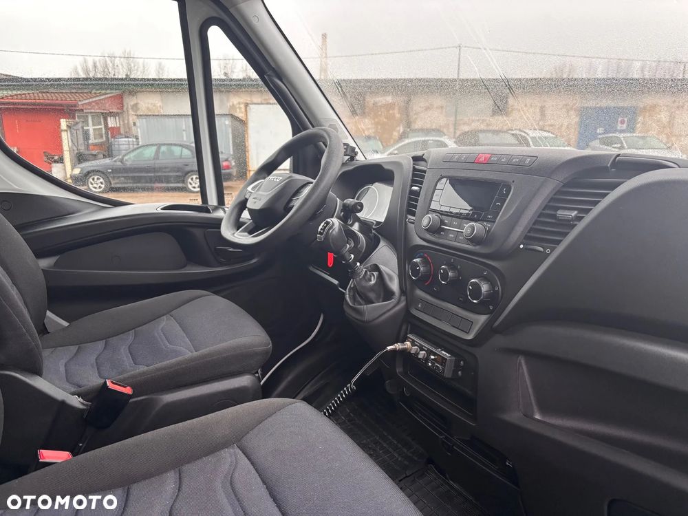 Iveco DAILY - 15