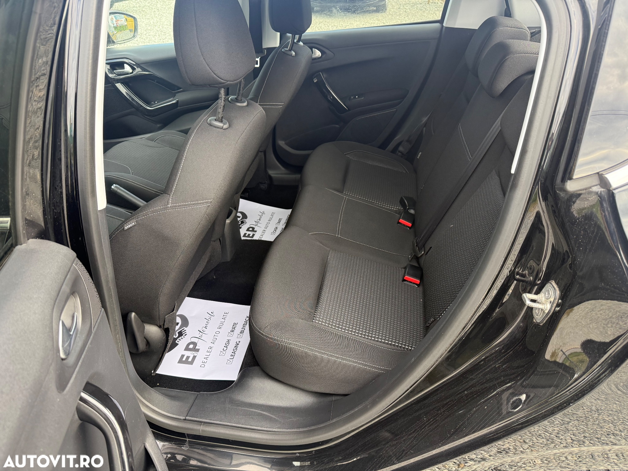 Peugeot 208 PureTech 110 Stop & Start Tech Edition - 17