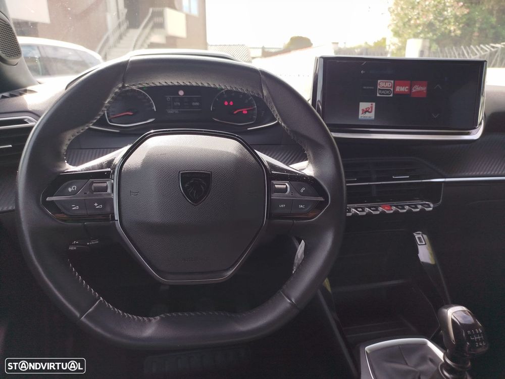 Peugeot 2008 1.2 PureTech Active Pack - 22