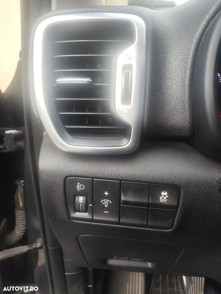 Kia Sportage 1.6 GDI 6MT 4x2 Plus - 13