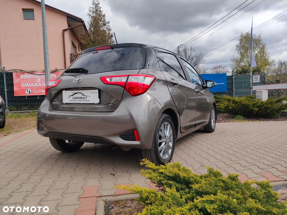 Toyota Yaris 1.0 Premium - 3