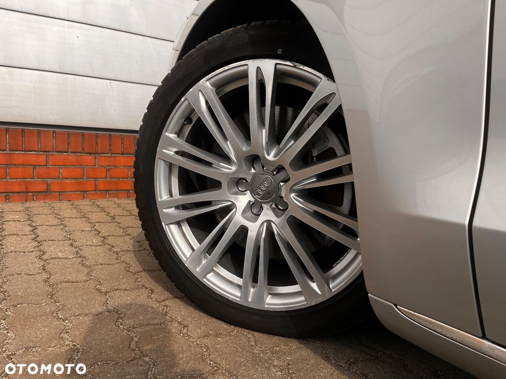 Audi A8 4.2 TDI DPF quattro tiptronic - 3