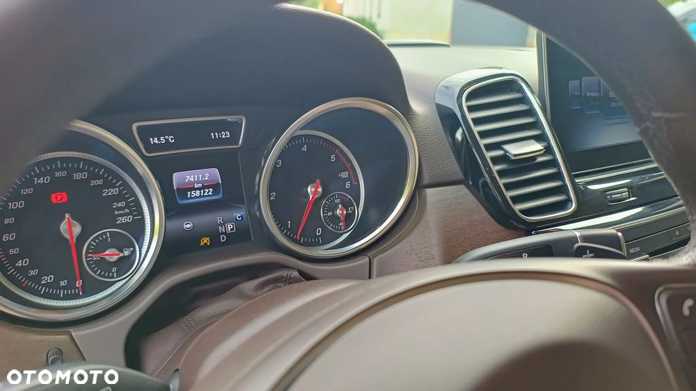 Mercedes-Benz GLE 350 d 4-Matic - 14