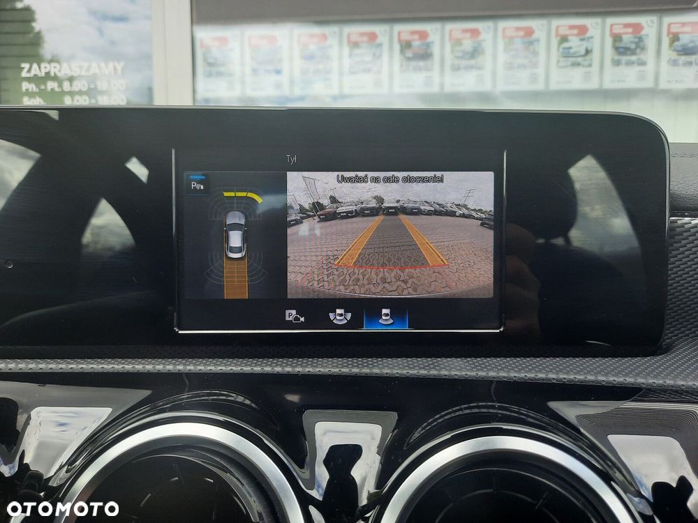 Mercedes-Benz CLA 250 Progressive 7G-DCT - 6