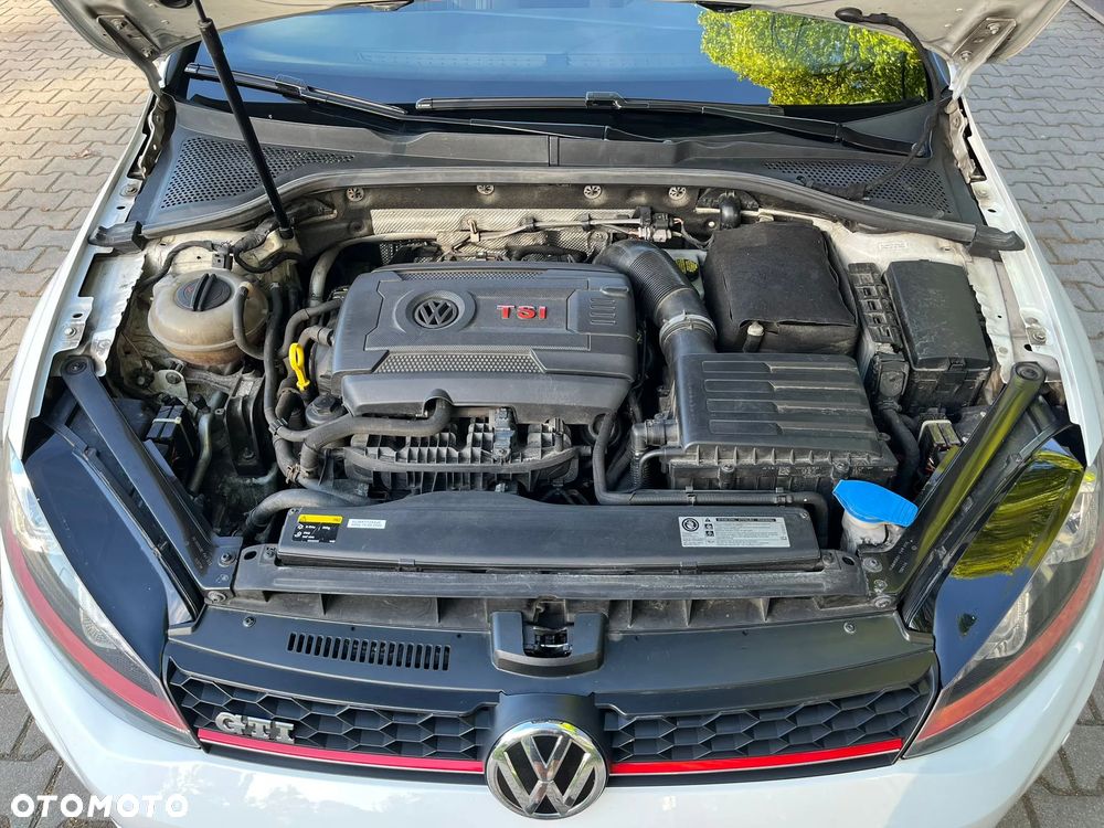 Volkswagen Golf GTI (BlueMotion Technology) DSG - 14