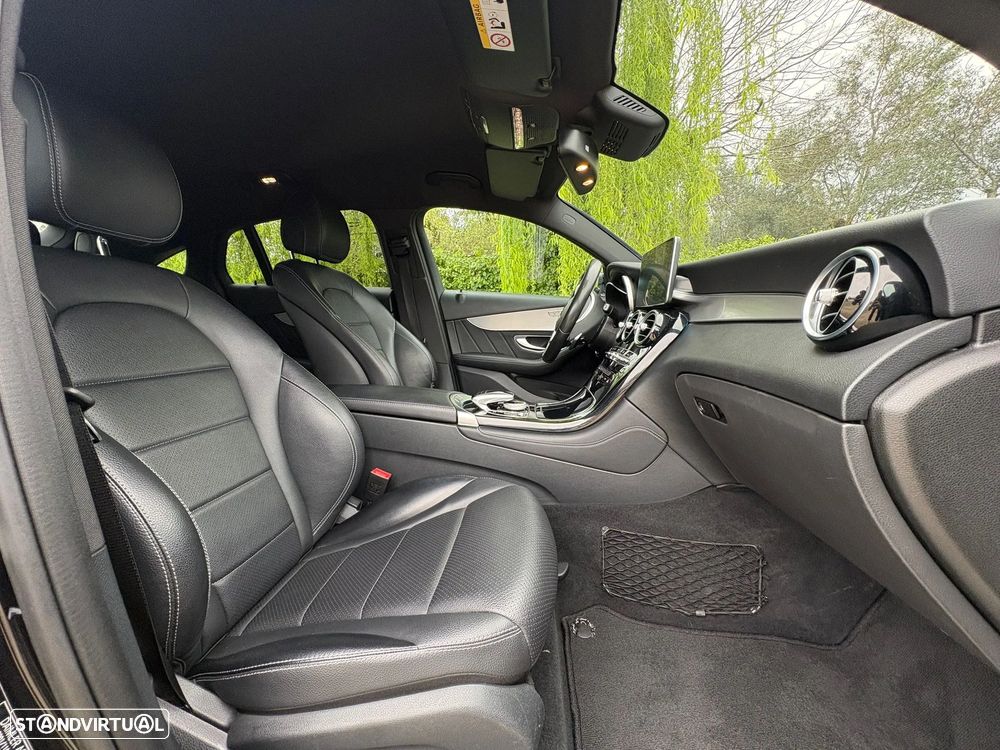 Mercedes-Benz GLC 250 d 4Matic 9G-TRONIC AMG Line - 35