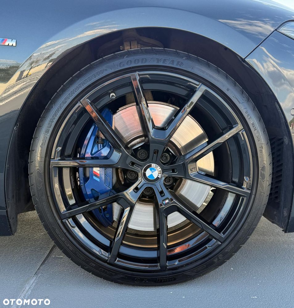 BMW Seria 8 - 15
