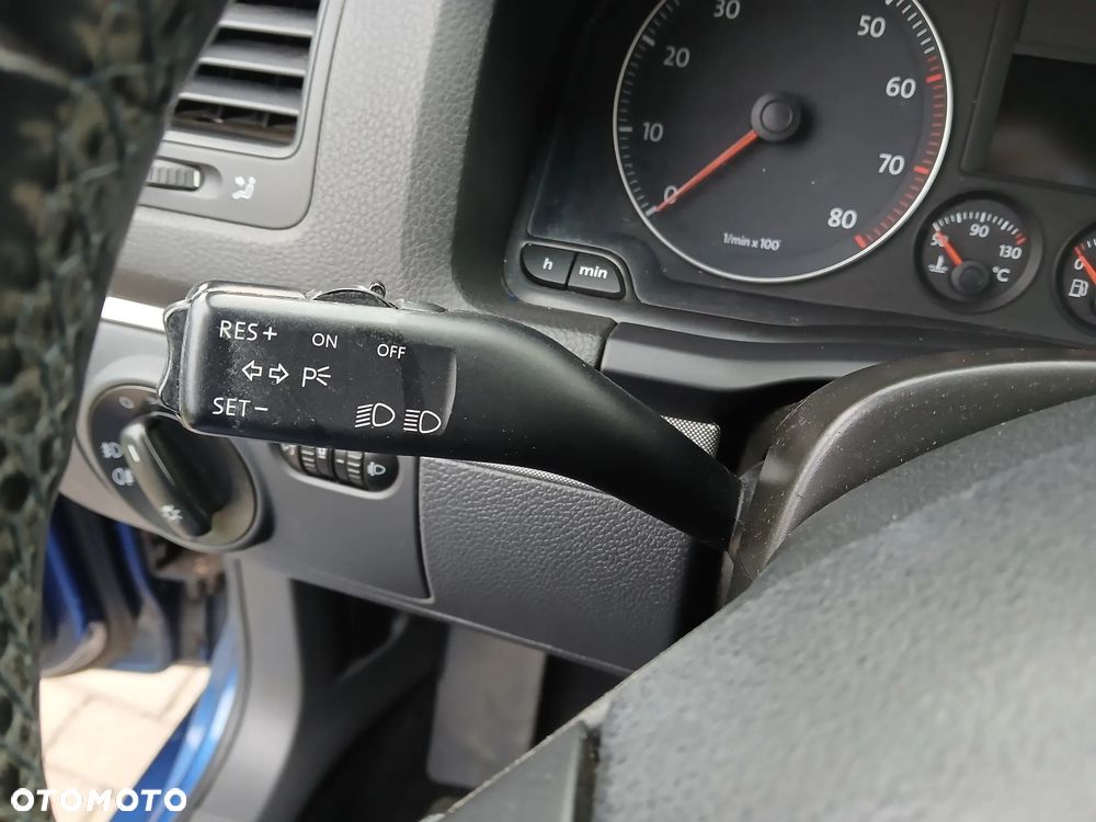 Volkswagen Golf - 15