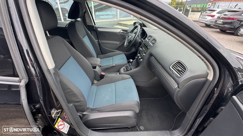 VW Golf 1.6 TDi Trendline BlueMotion - 12