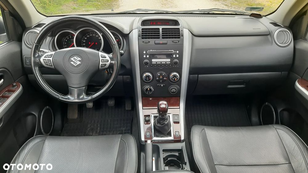 Suzuki Grand Vitara - 22