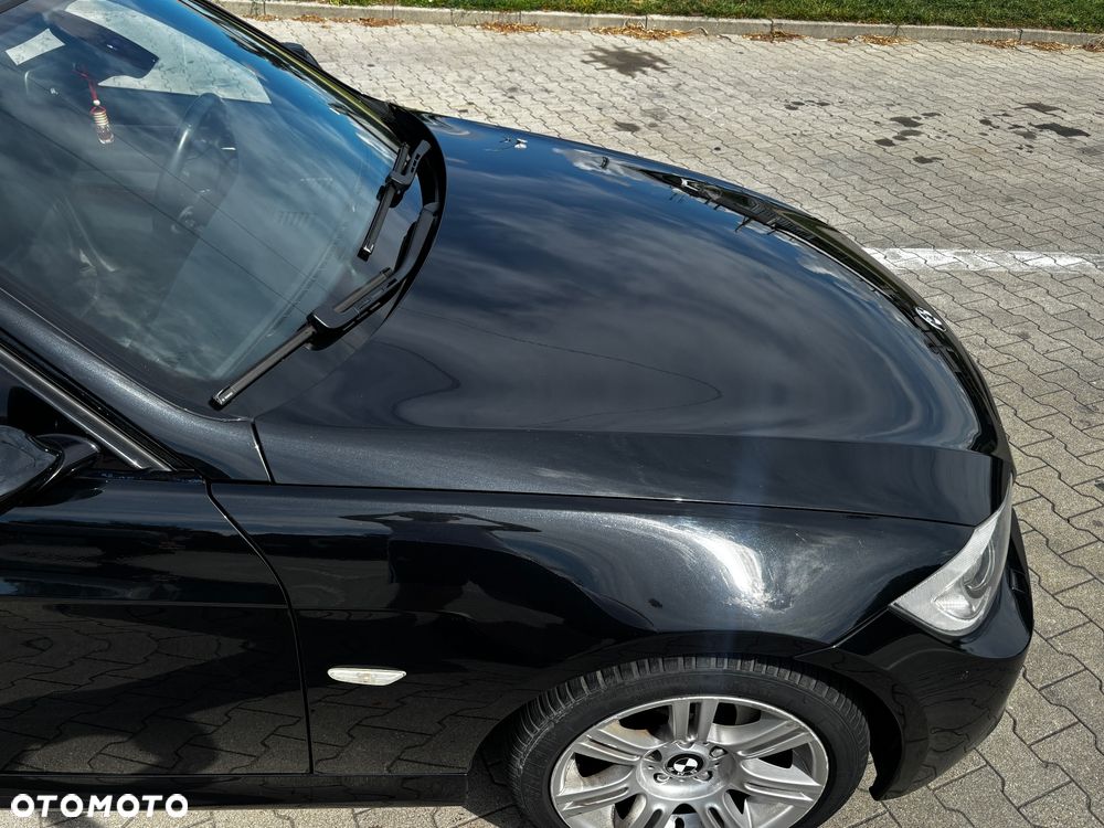 BMW Seria 3 330xi Touring - 6