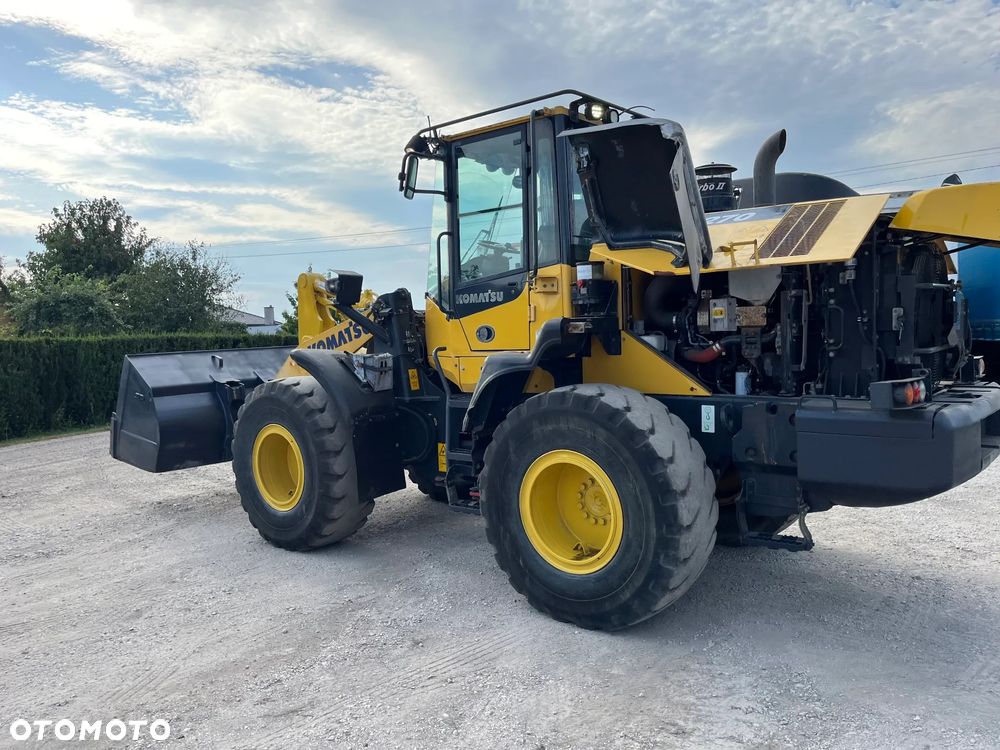 Komatsu WA270 z wagą  * Stan idealny - 38