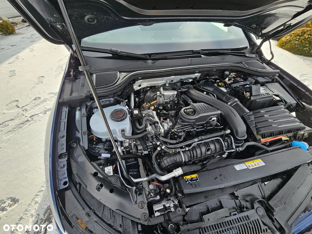 Volkswagen Golf - 27