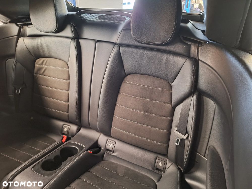 Mercedes-Benz Klasa C 220 d 4Matic 9G-TRONIC AMG Line - 12