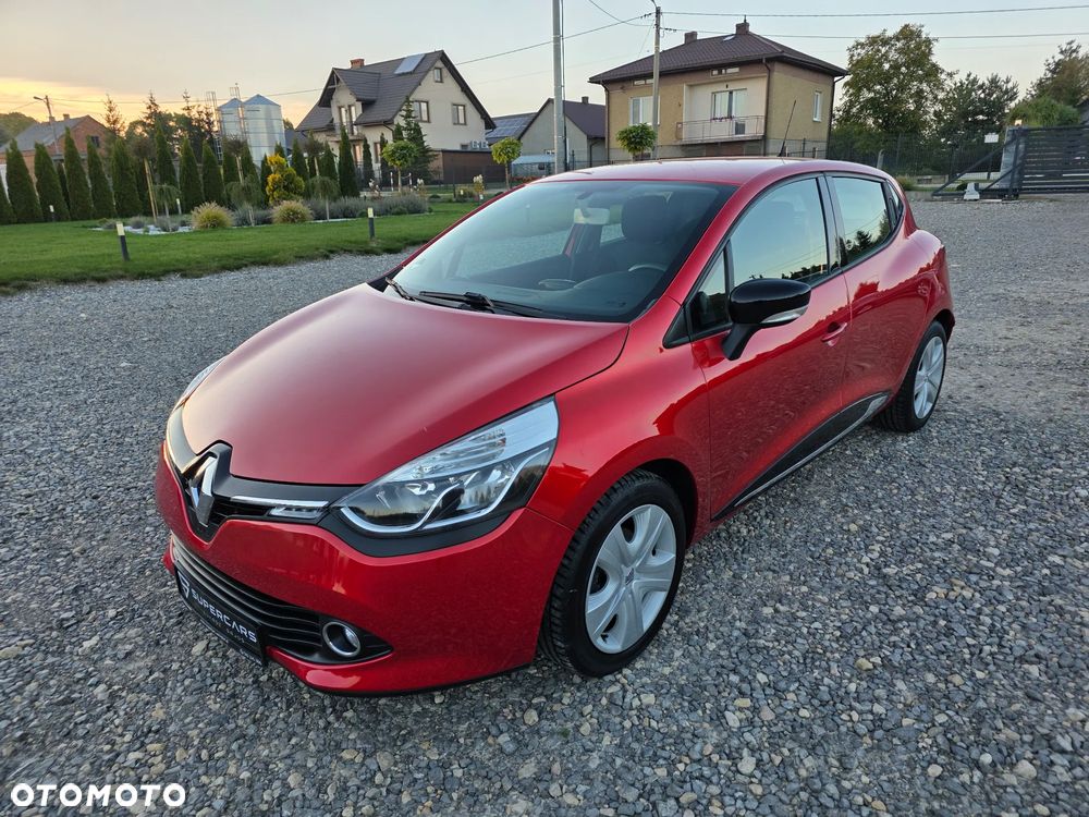 Renault Clio 1.2 16V 75 Life - 22