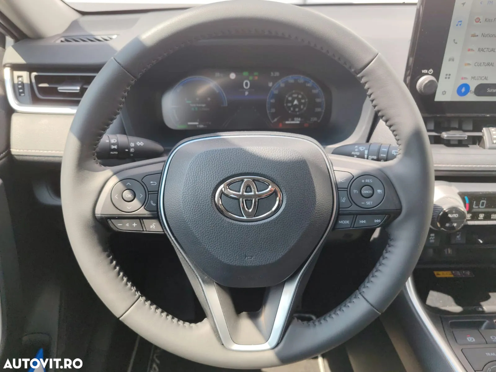 Toyota RAV4 2.5 Hybrid VVT-iE 4x4 Luxury - 10