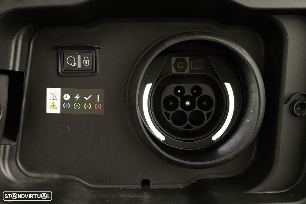 Peugeot 408 1.6 Hybrid Allure e-EAT8 - 25