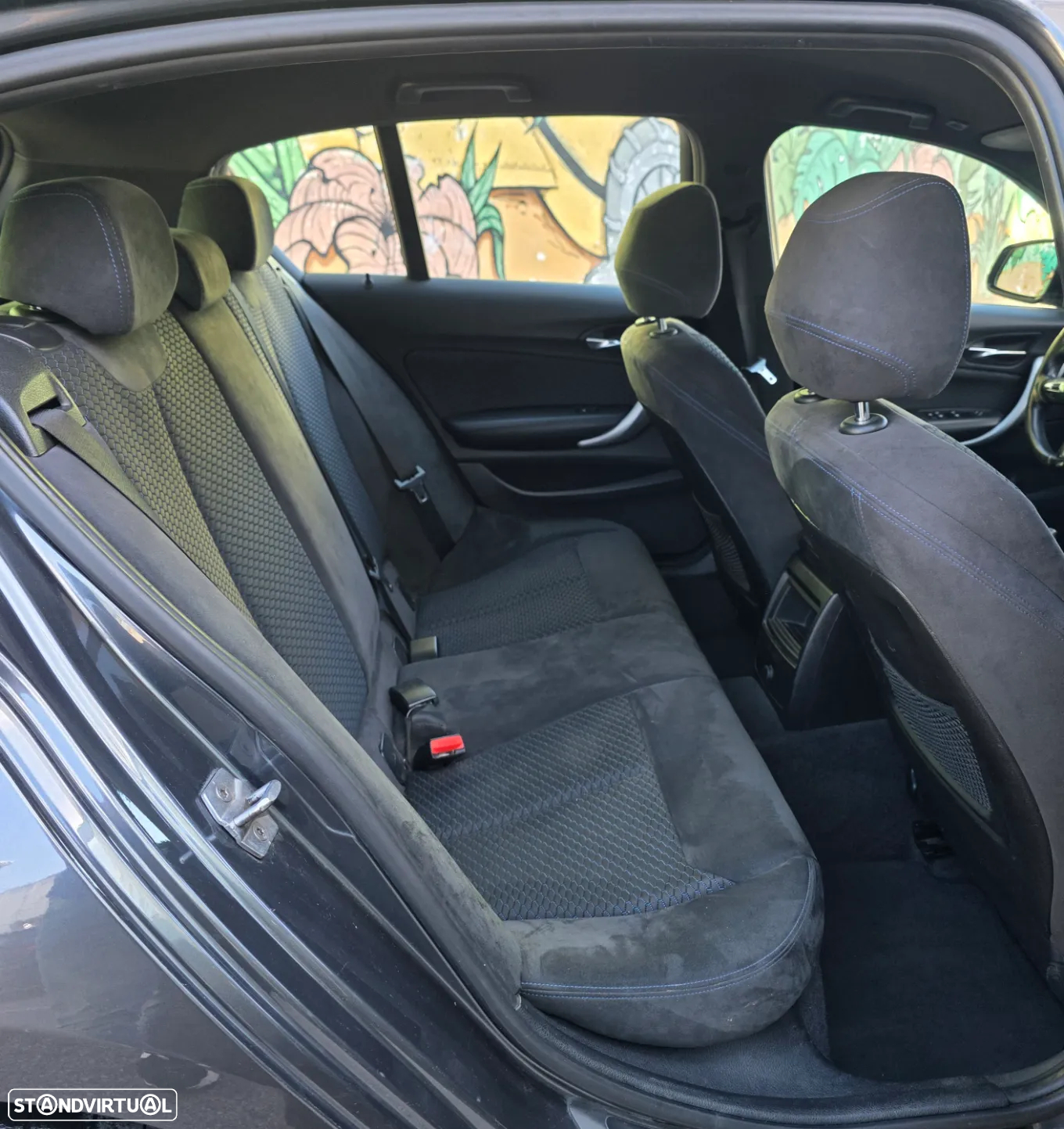 BMW 118 d Pack M - 9
