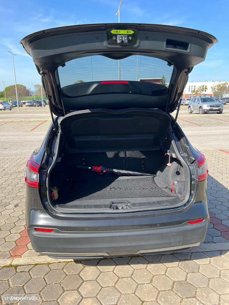 Nissan Qashqai 1.5 dCi N-Connecta Business - 6
