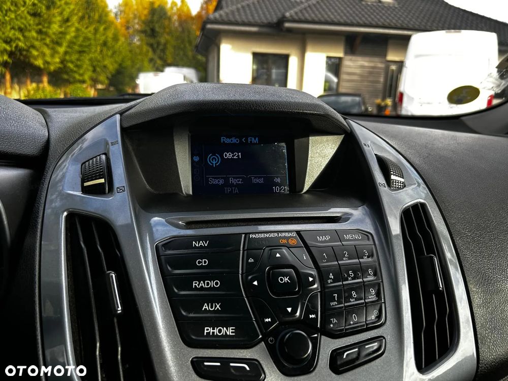 Ford Tourneo Connect Grand - 14