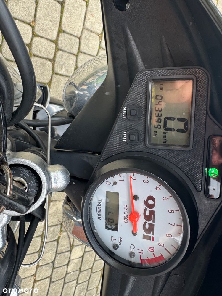 Triumph Speed Triple - 12
