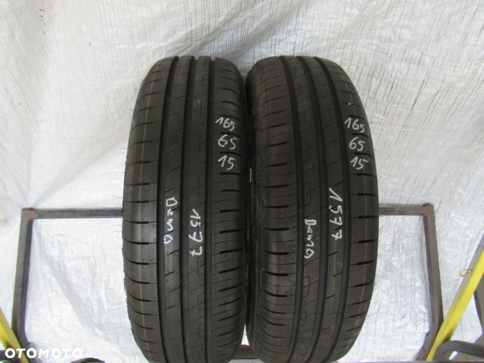 2x Goodyear EfficientGrip Preformance 165/65/15 nr.1506 - 1