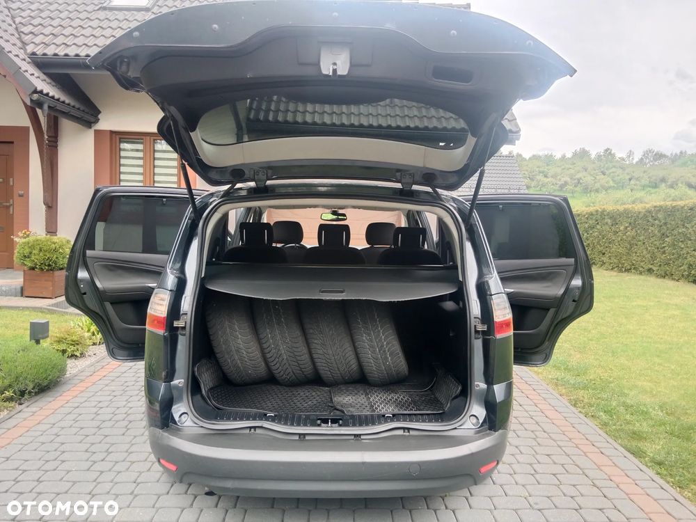 Ford S-Max - 6