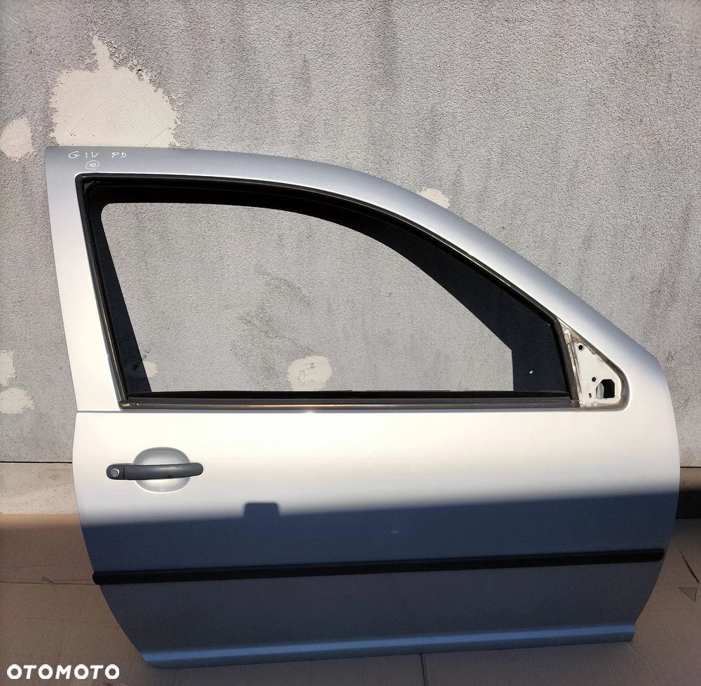 DRZWI PRAWY PRZÓD VW GOLF IV 5 DRZWI LB7Z GOŁA BLACHA