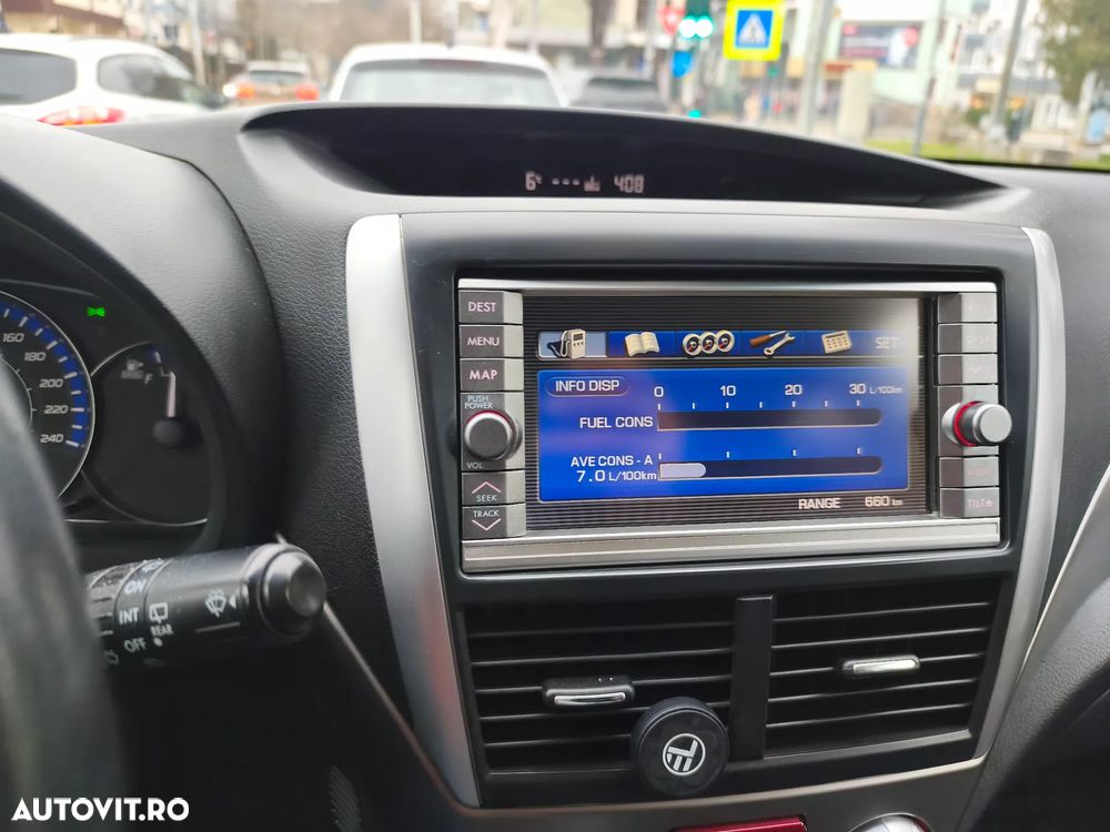 Subaru Forester 2.0D Exclusive - 6