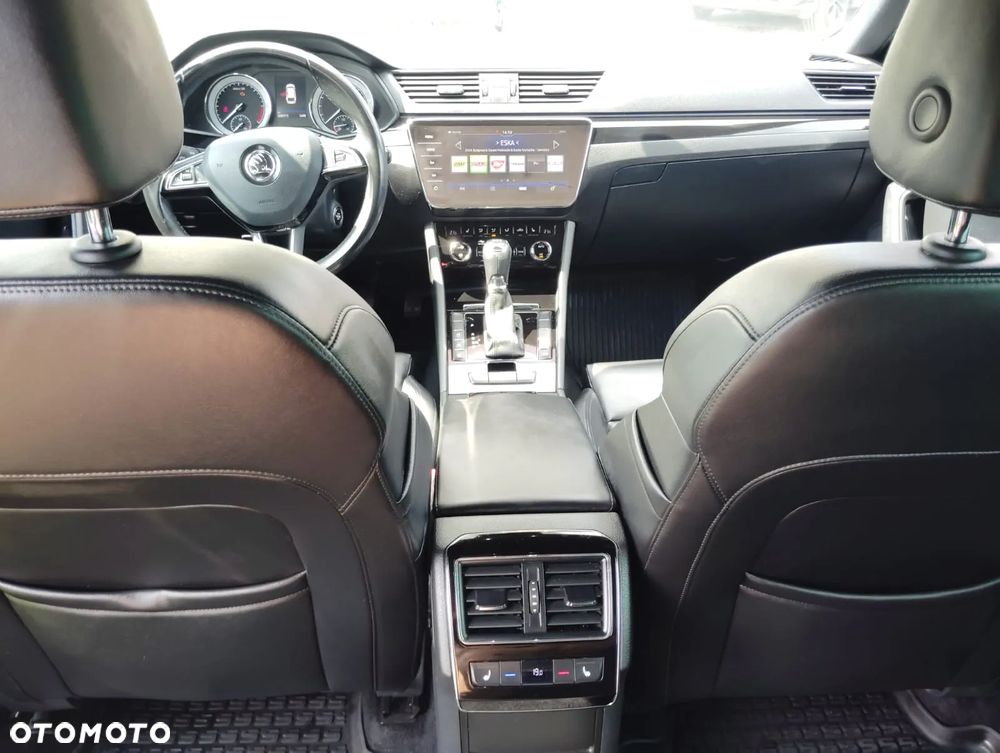 Skoda Superb 2.0 TDI L&K DSG - 10