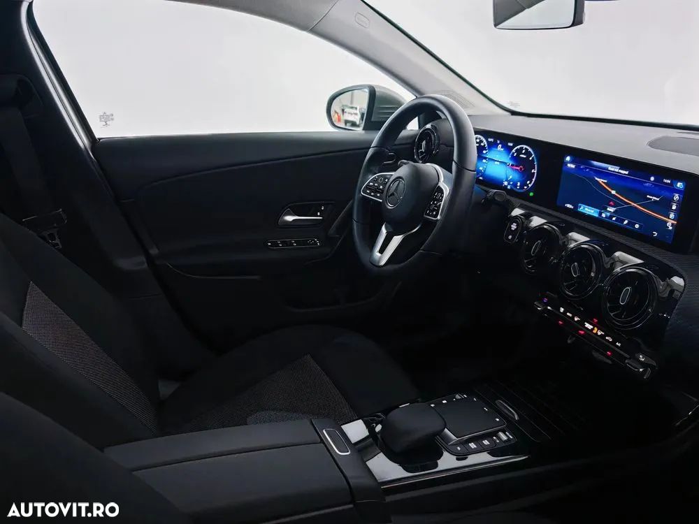 Mercedes-Benz A 200 7G-DCT - 6