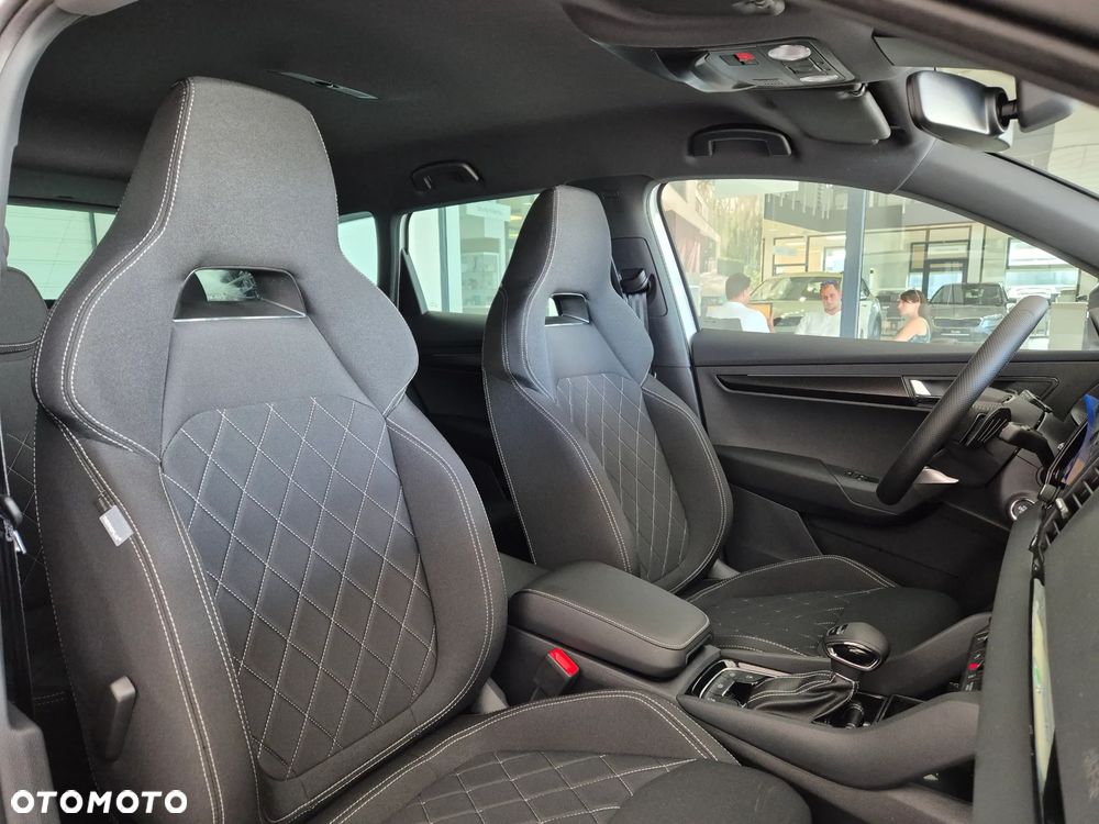 Skoda Karoq 1.5 TSI ACT Sportline DSG - 9