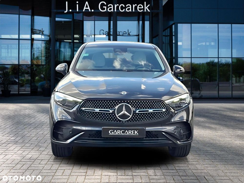Mercedes-Benz GLC - 9