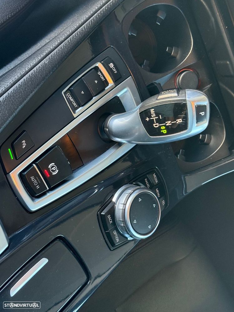 BMW 520 d Line Luxury Auto - 36