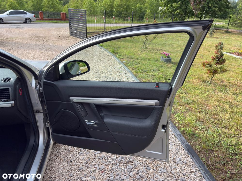 Opel Vectra 1.9 CDTI Elegance - 24