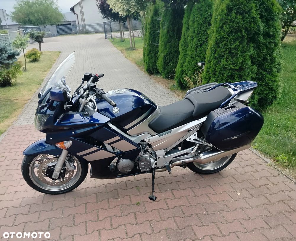 Yamaha FJR - 2