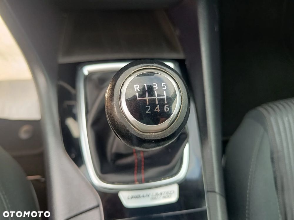 Mazda 3 SKYACTIV-G 120 Urban Limited - 23