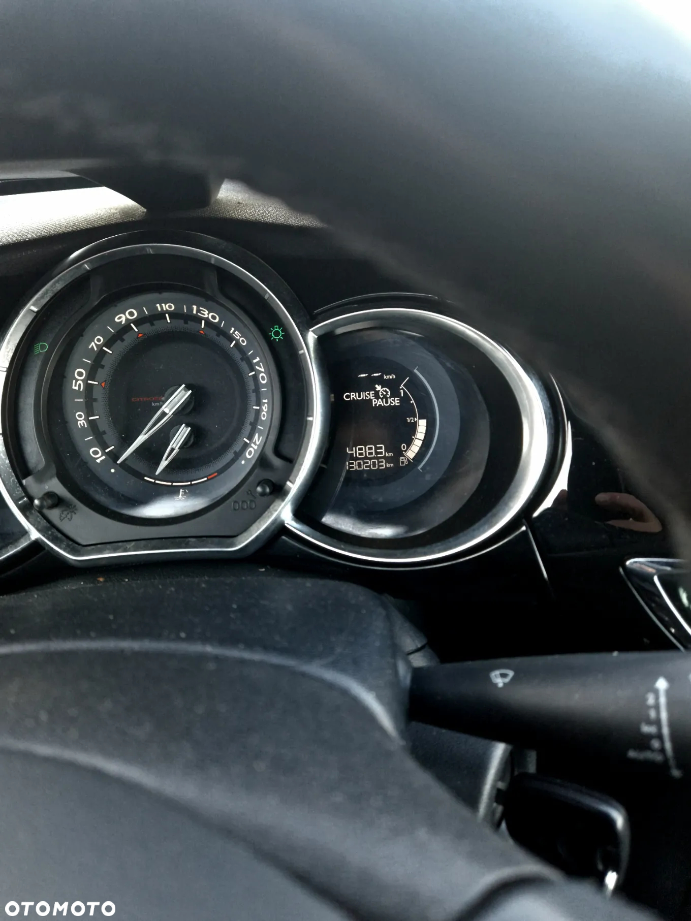 Citroën DS3 1.6 e-HDi SoChic - 12