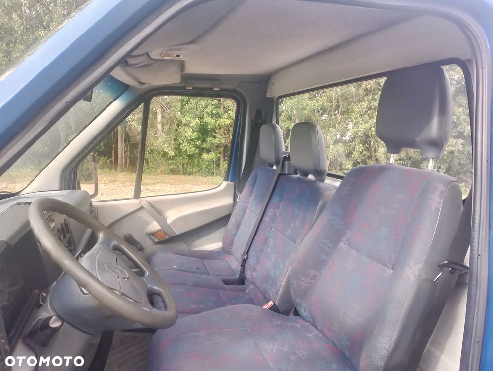 Mercedes-Benz SPRINTER - 16