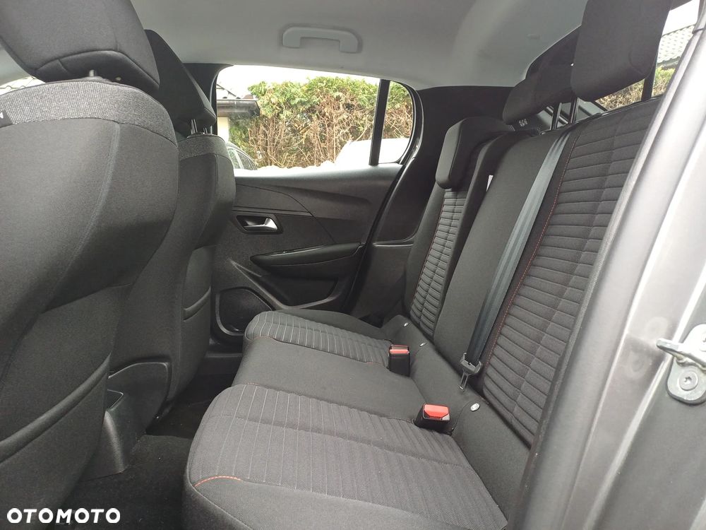 Peugeot 208 PureTech 100 Allure - 17