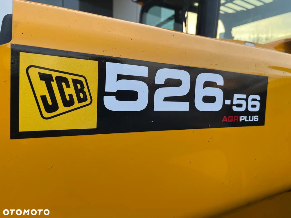 JCB 526-56 Agri Super - 13