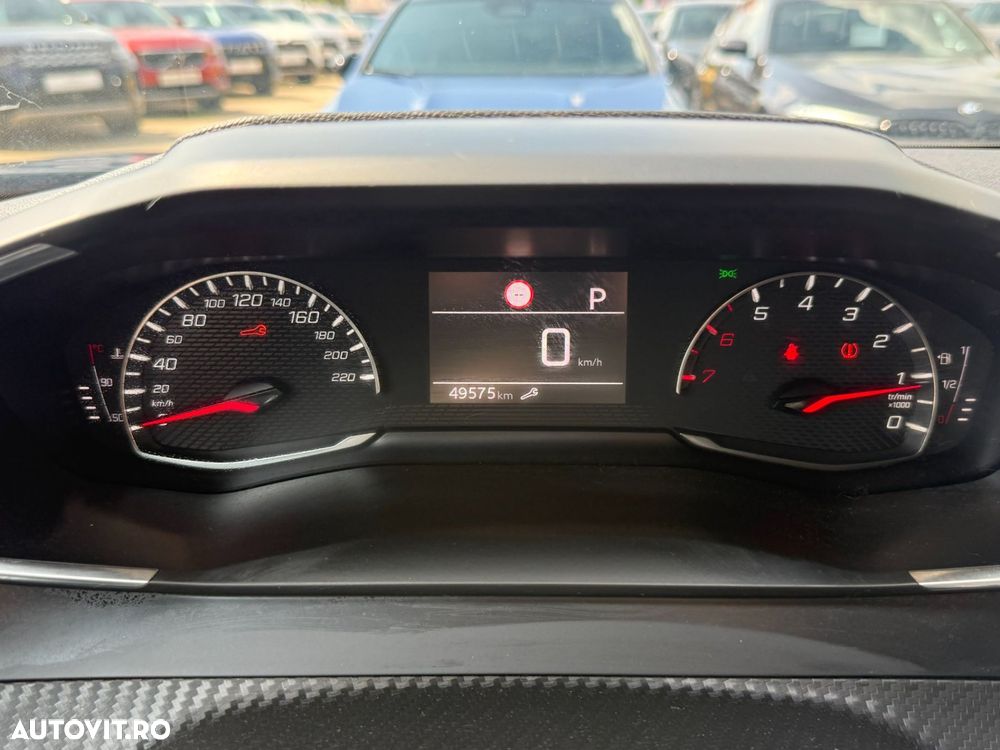 Peugeot 2008 1.2L PureTech 130 S&S EAT8 Allure - 5