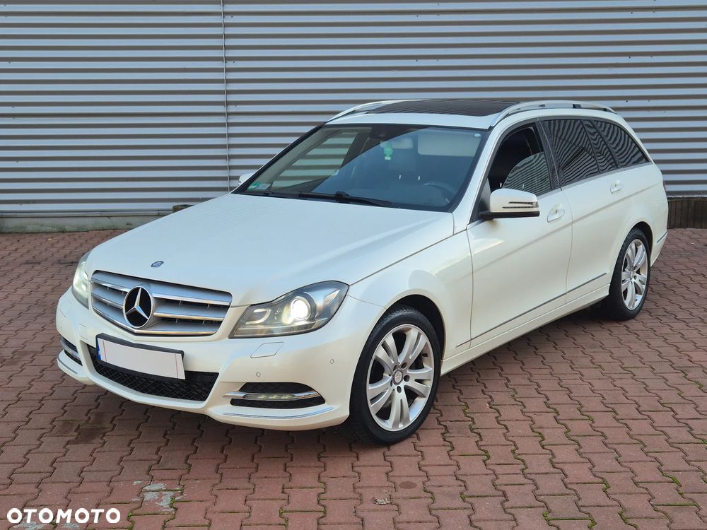 Mercedes-Benz Klasa C 350 CDI DPF (BlueEFFICIENCY) 7G-TRONIC Avantgarde - 10