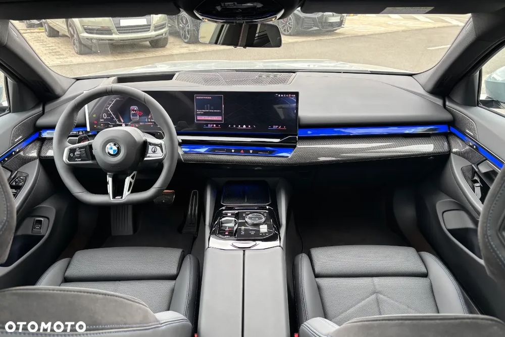 BMW Seria 5 520d xDrive mHEV - 15