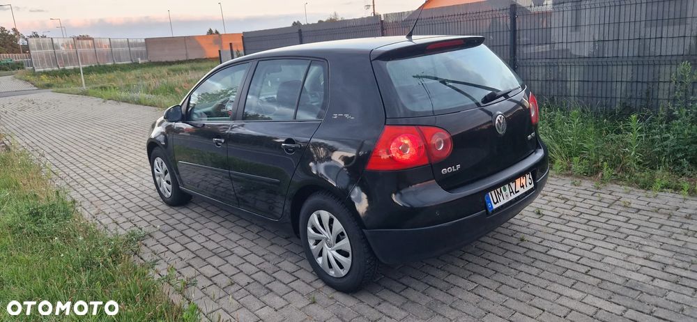 Volkswagen Golf 1.6 FSI Goal - 5